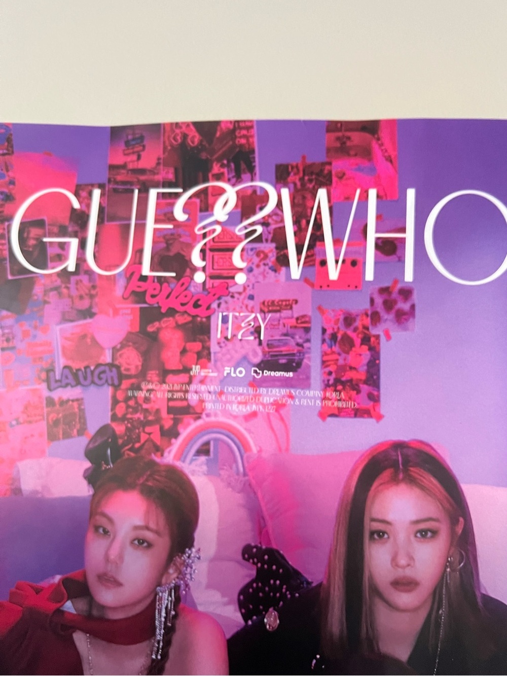 ITZY Guess Who K-Pop Wall Banner Poster Purple Pink Room Decor 30 x 21 - Picture 3 of 4